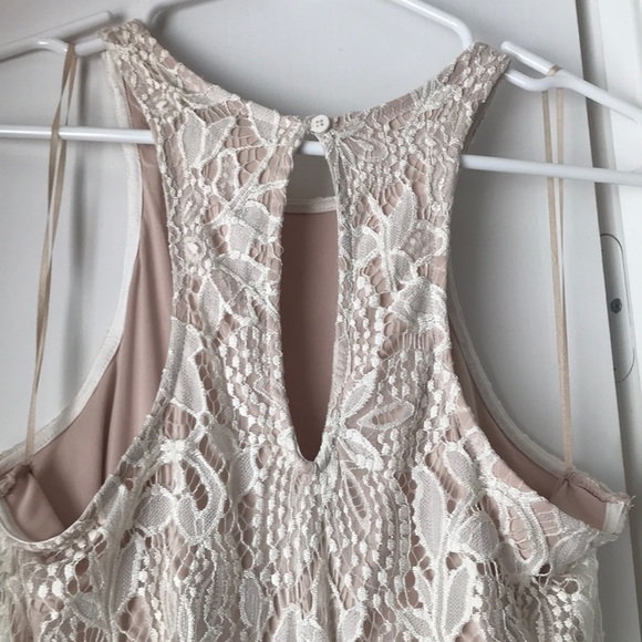 Express Cream/ Nude Lace Midi Dress - Picture 4 of 4